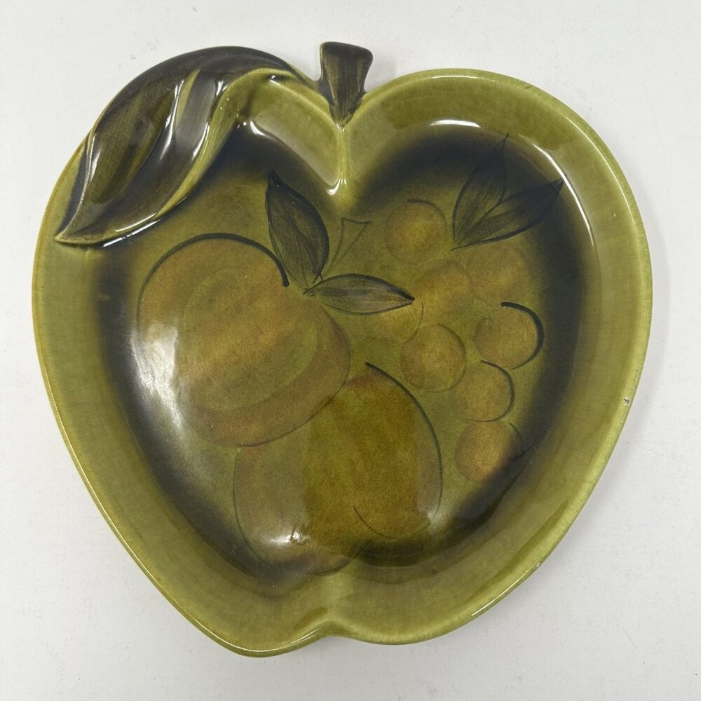 1960s LOS ANGELES POTTERIES Green Glaze APPLE DISH PLATE 9"x 9" #42-3-6 Pottery - Picture 7 of 9